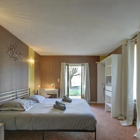 Longere Traditionnelle Cabekija Holiday home *